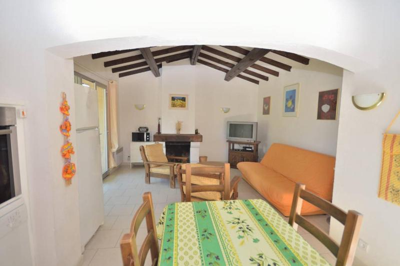 Two-Bedroom Villa image 3