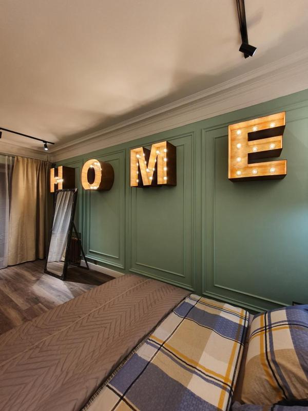 One-Bedroom Apartment image 3