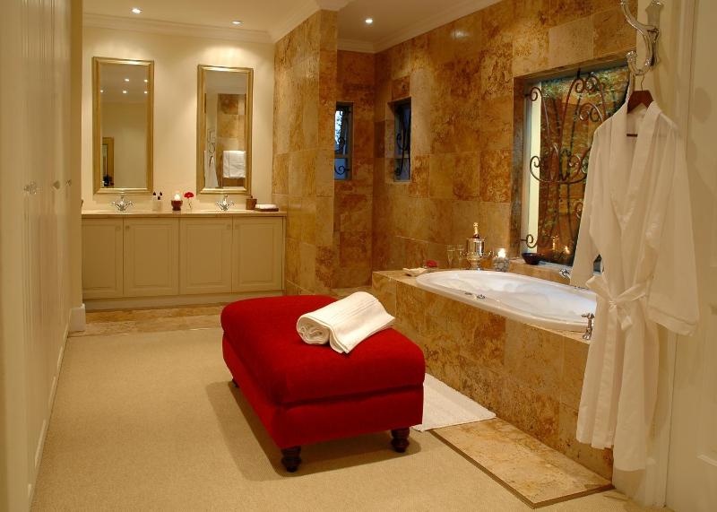 The Parkwood - image 8