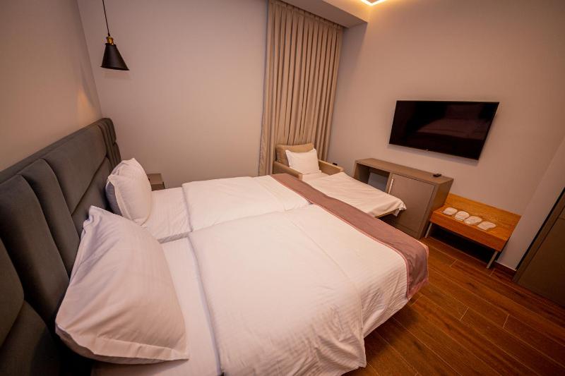 Economy Quadruple Room - Ground Floor image 4