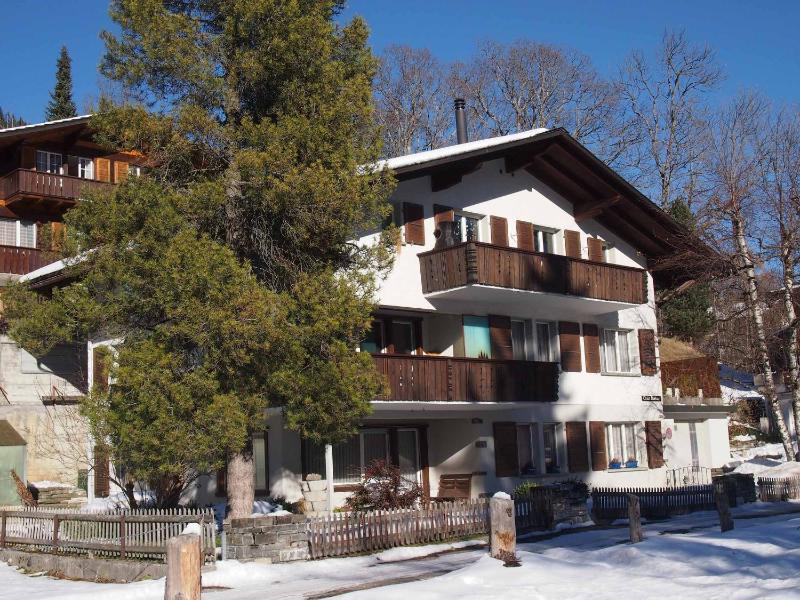 Apartment with Mountain View image 2