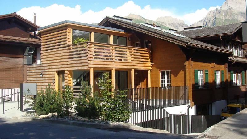 Apartment with Mountain View image 3