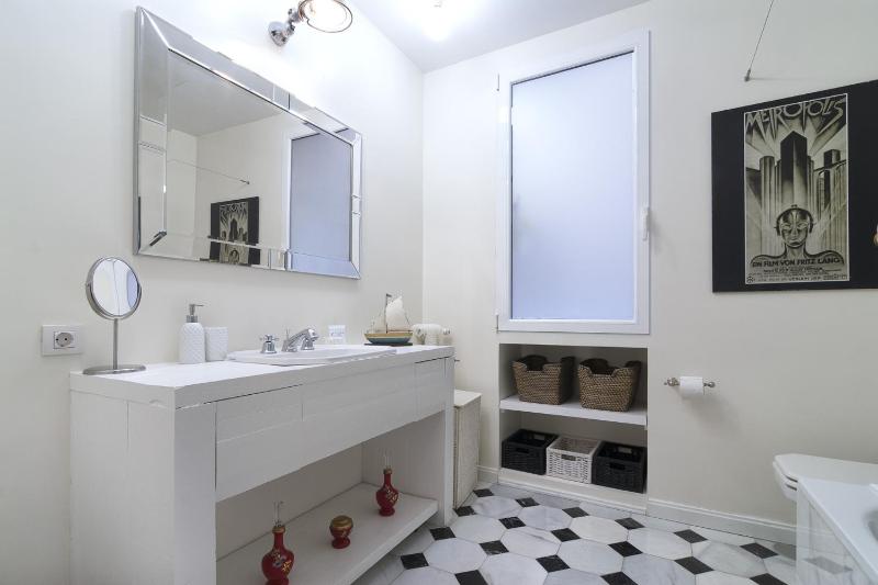 Apartment image 4