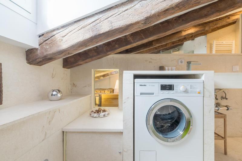 Apartment image 3