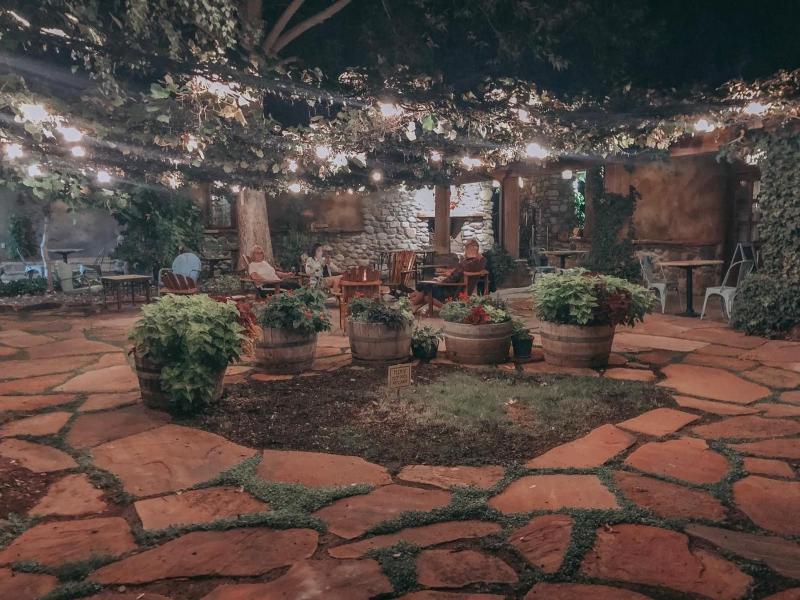 El Portal Sedona Hotel - image 20