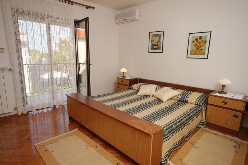 Two-Bedroom Apartment with Balcony image 1