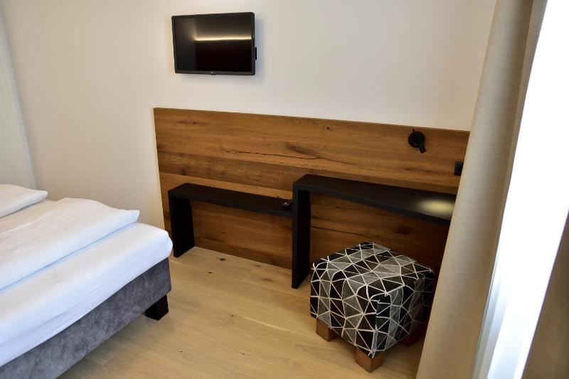 Superior Double or Twin Room image 4