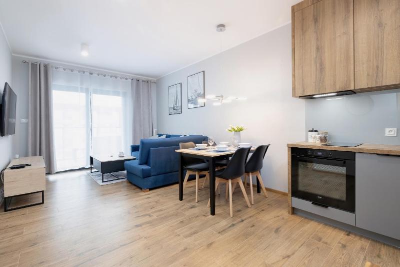 Apartamenty Gardenia Seaside 2 with Sea View by Noclegi Renters - image 44