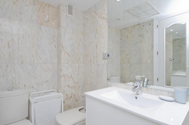 Apartment image 2