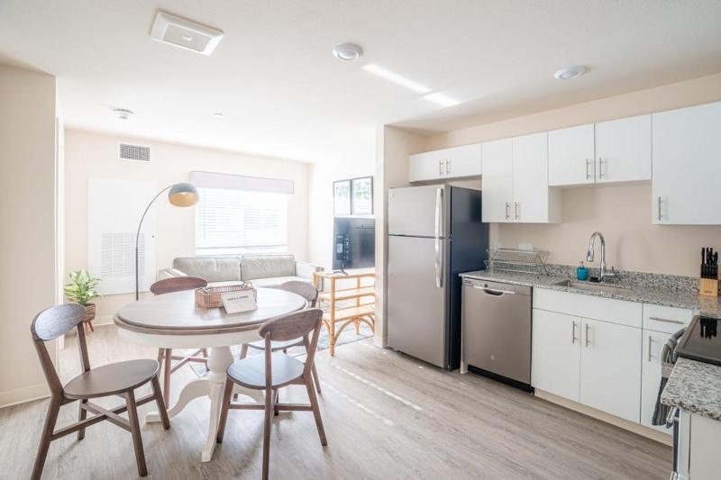 Apartment image 2