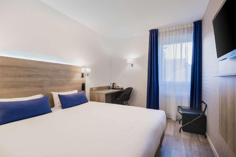 Hotel Le Circuit Le Mans - image 31