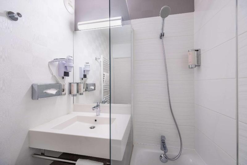 Superior Double Room image 2