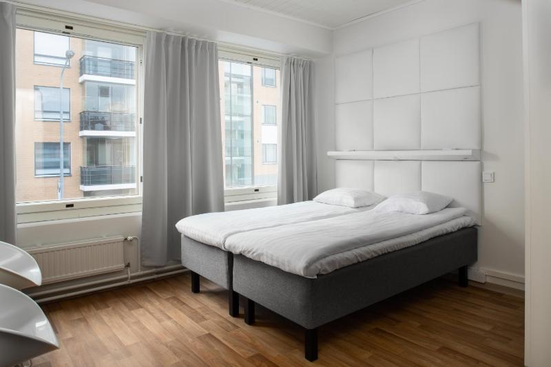 Double Room image 3