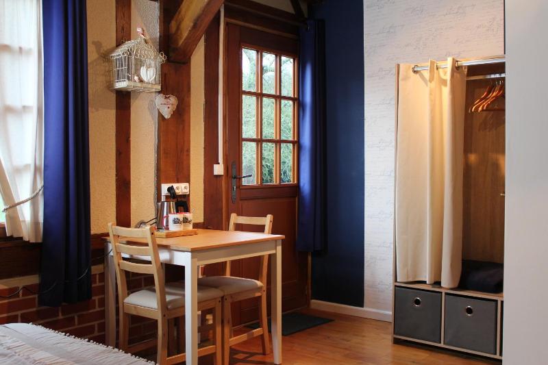 Double Room image 2