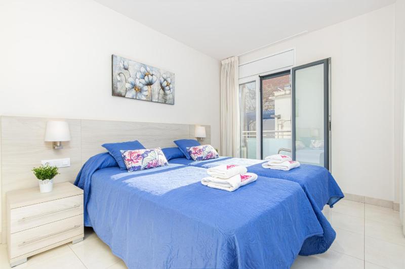 Apart-rent Apartamento Francesc Macia 1º 2001 cerca de la playa - image 7