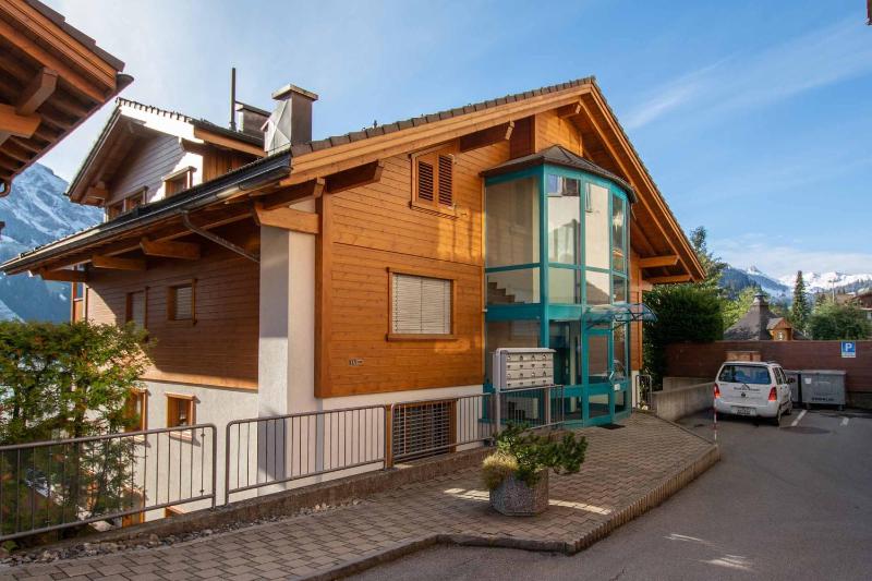 Apartment with Mountain View image 4