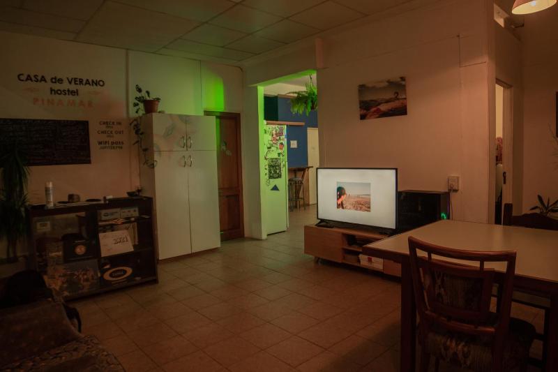 Pinamar Hostel Casa de Verano - image 3
