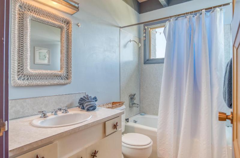 Deerfield Cottage - image 19