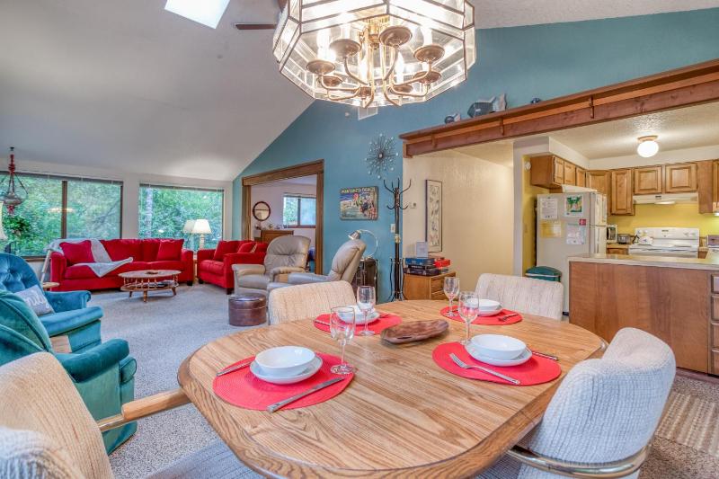 One-Bedroom Holiday Home image 3