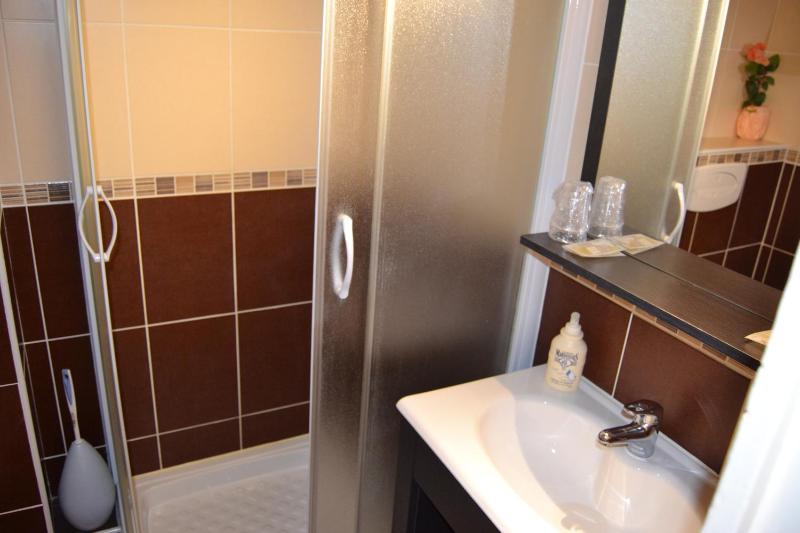 Will's Hotel - image 8