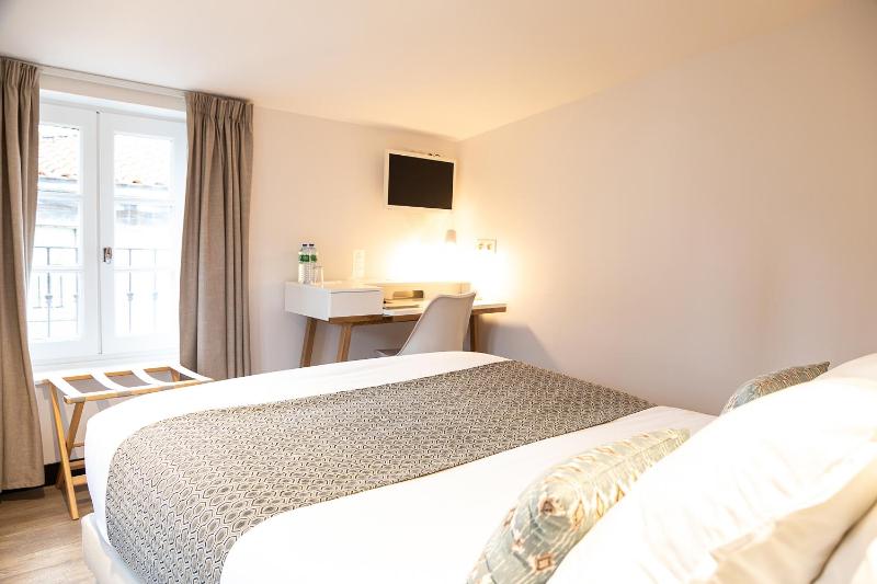 Superior Double Room image 3