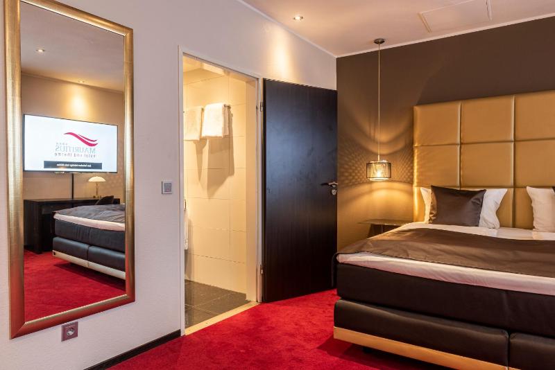 Standard Double or Twin Room image 3
