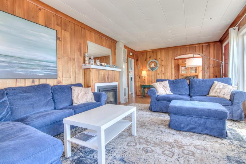Sea Chalet - image 33