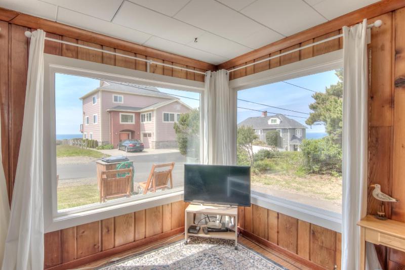 Sea Chalet - image 16