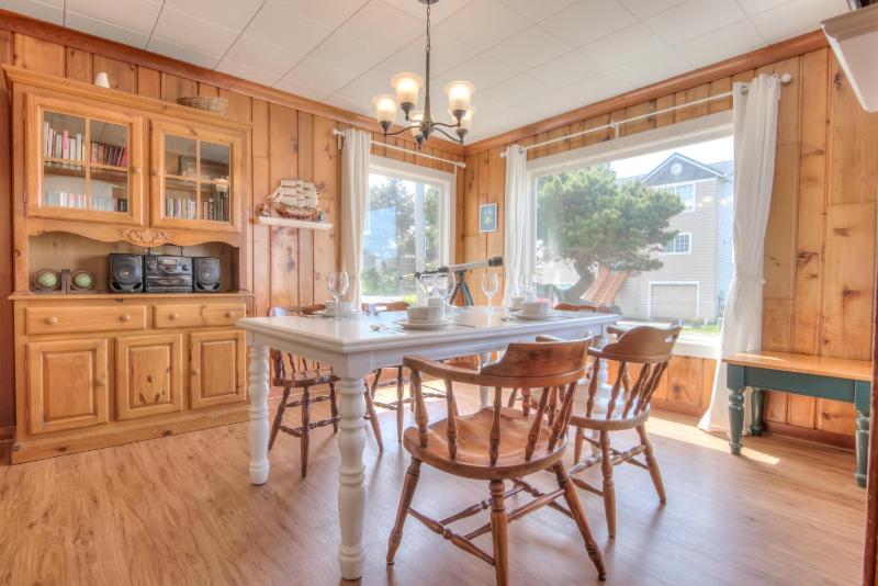 Sea Chalet - image 4