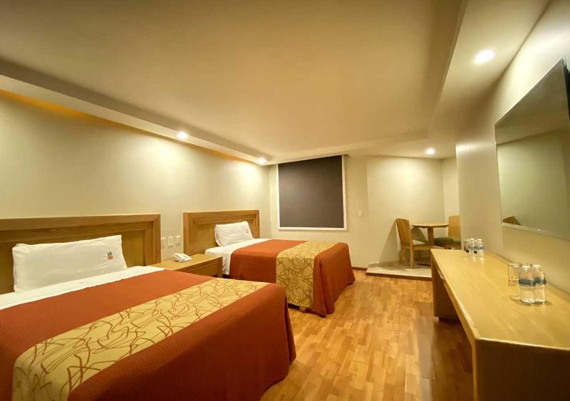 Hotel Lord - image 14