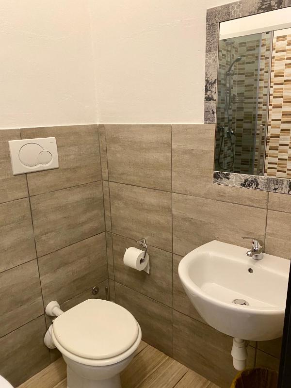 Quadruple Room with Private Bathroom image 1
