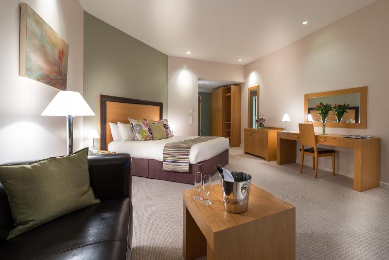 Spa Room with Balcony image 2