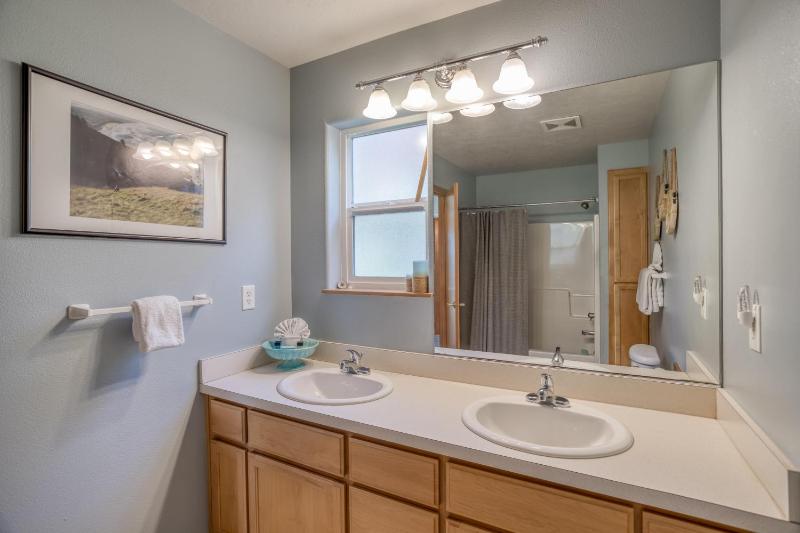 Hubbert Hideaway - image 24
