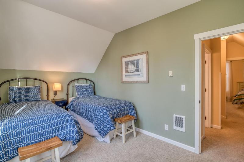 Wildflower Cottage - image 22