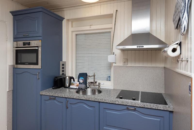 Two-Bedroom House image 2