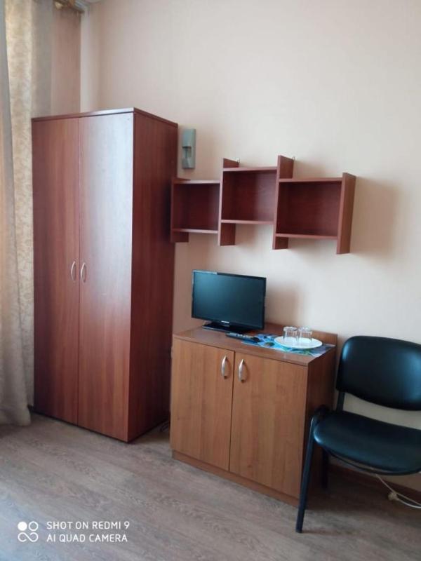 Twin Room with Shared Toilet (No Shower) image 2