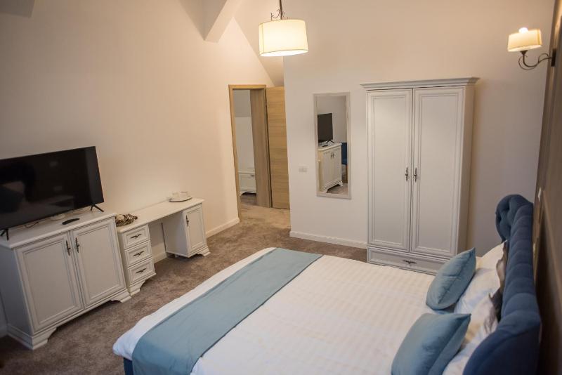 Deluxe Apartment image 3