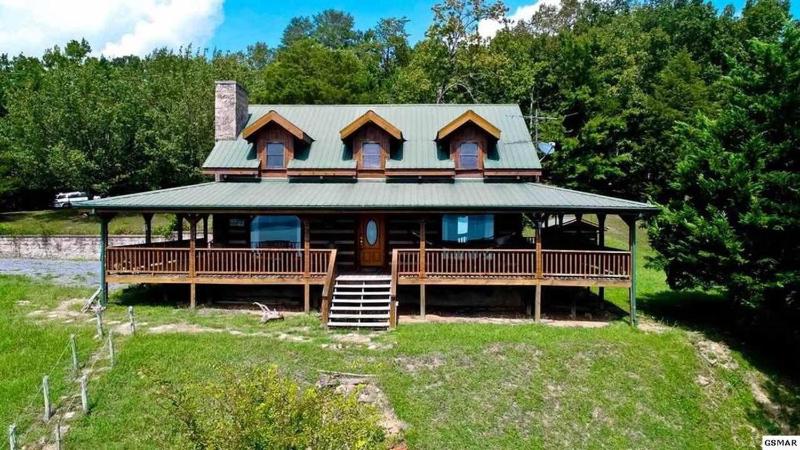Chalet image 1