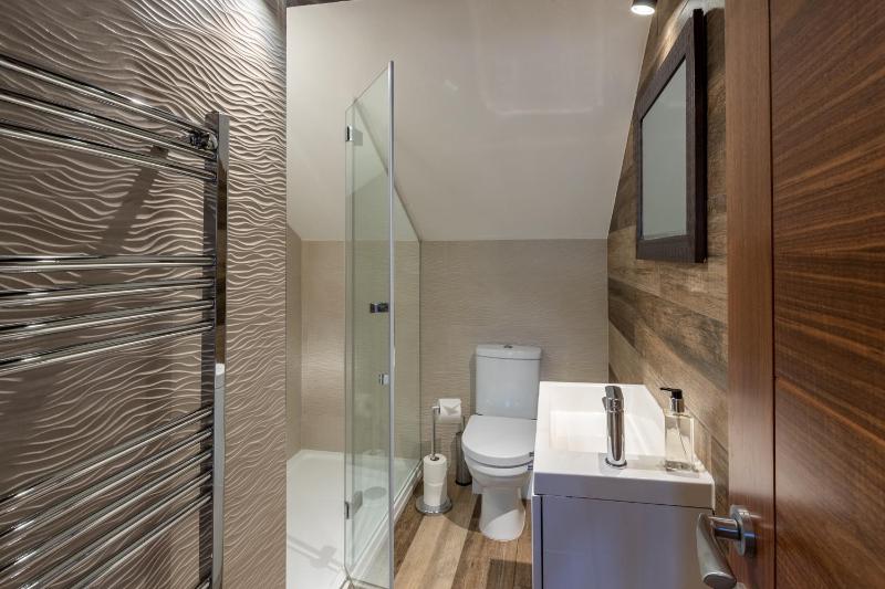 Two Bedroom Apartment with Bunk Beds image 2