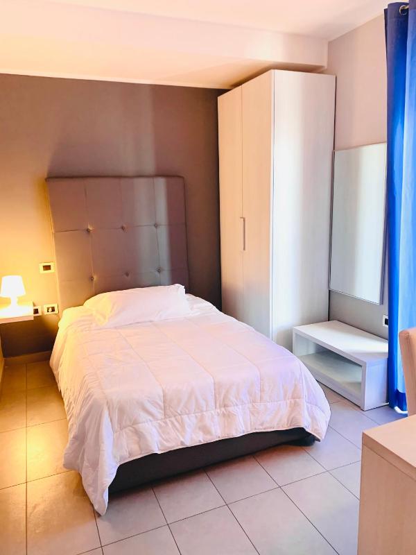 Budget Single Room image 1