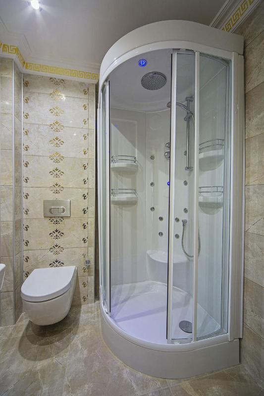 Deluxe Double Room image 3