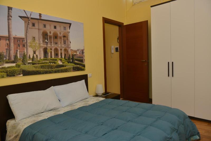 Superior Apartment image 1