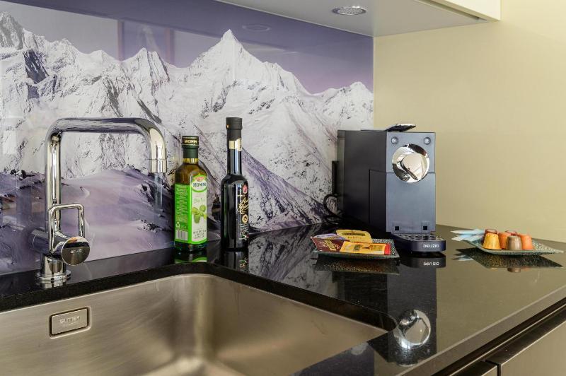 Deluxe Apartment with Matterhorn View image 2