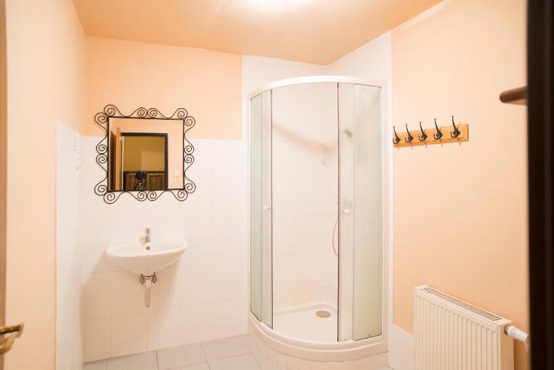 Quadruple Room image 3
