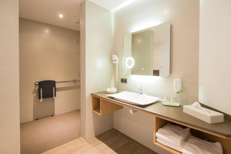 Comfort Double Room image 3