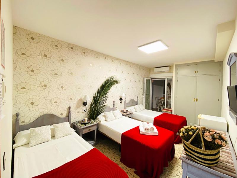 Triple Room image 1