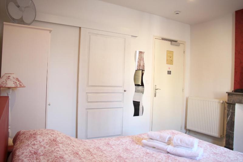Hotel Saint Yves - image 44