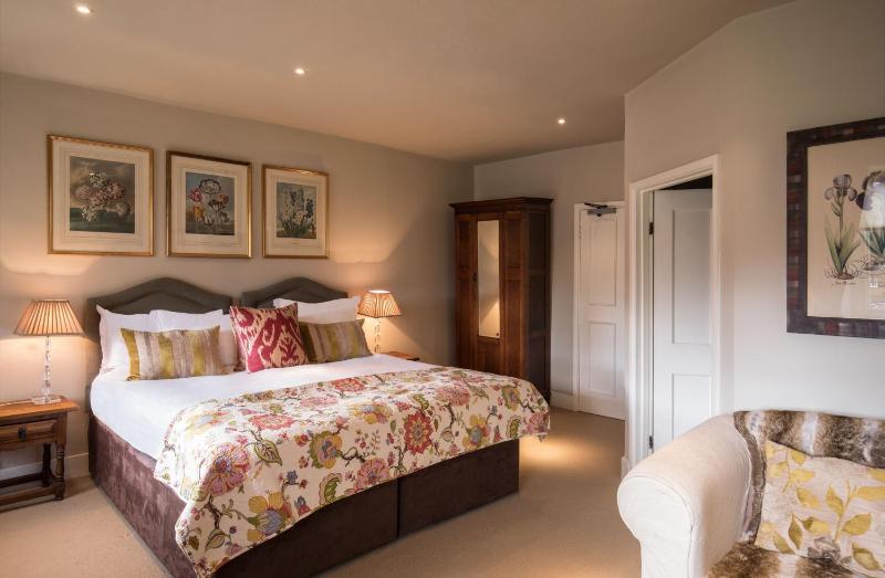 Double/Twin 1-The Country Room image 1