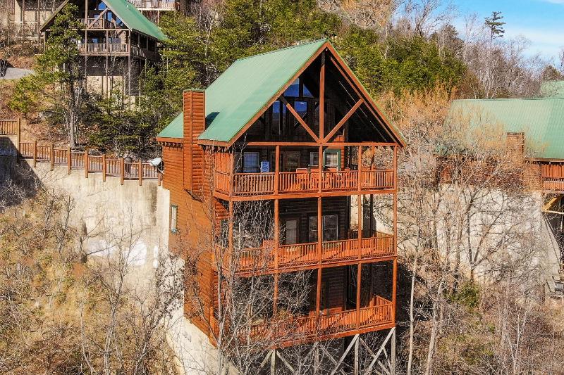 Chalet image 3