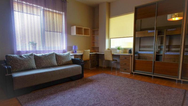 Single Bed in 4-Bed Dormitory Room image 2